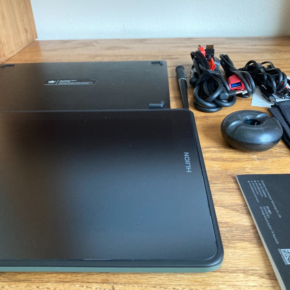 Huion Kamvas 13, all items included